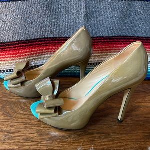 Andrew Stevens platform stilettos